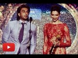 Ranveer Singh gives Best Actress award to Deepika Padukone