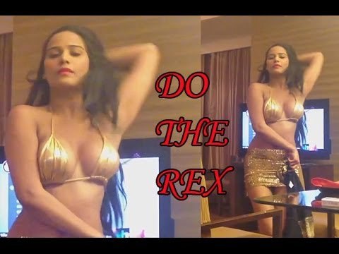 Poonam Pandey Spoofs Ranveer's Condom Ad