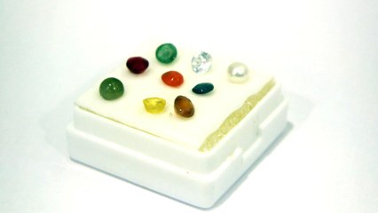 B2 N Navgrah Gemstone 3.04 Carat