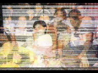 [MP4 480p] Aishwarya Rai with Family