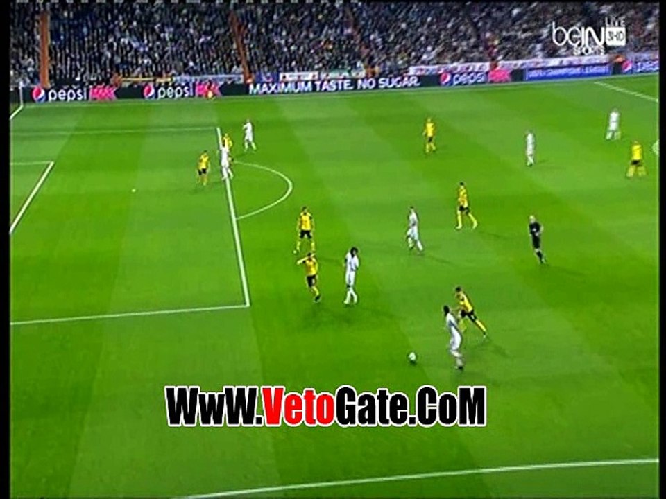 "بنزيما" يتقدم بالهدف الثانى لـ ريال مدريد فى دورتموند