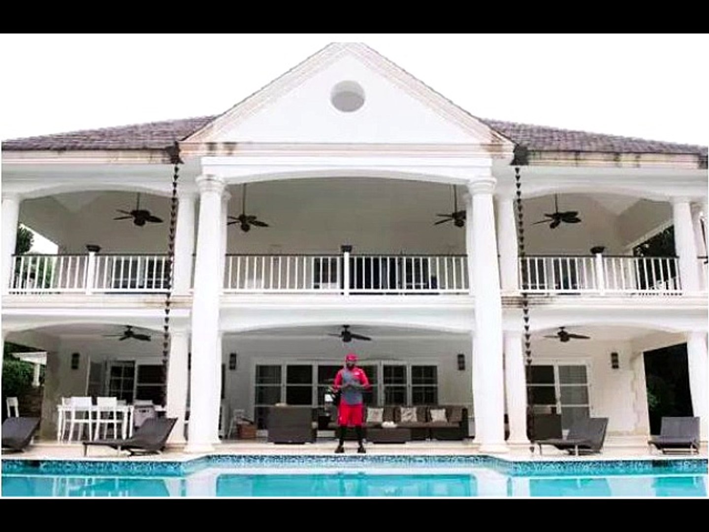 El Big Papi Muestra Su Casita Vacacional Ubicada en Punta Cana Vídeo