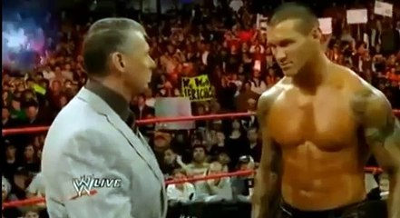 Woow an accident on WWE RAW, Who is Dead ? Randy Orton attacks X ? See what's happen Part 1/3