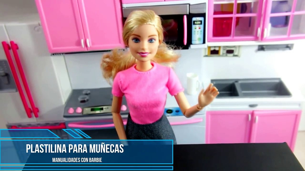 muñeca de plastilina