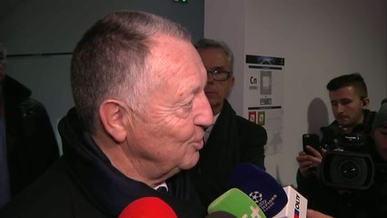 Tải video: Foot - C1 - OL : Aulas «On va se projeter vers la Ligue Europa»