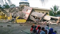 مئة قتيل على الأقل ومئات الجرحى بزلزال إندونيسيا