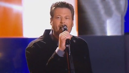 Blake Shelton Performs ‘A Guy With A Girl’ on The Voice
