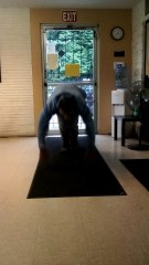 Training clapping push ups