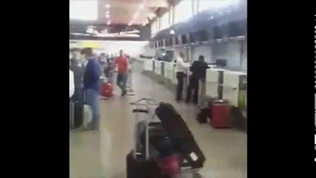 Team At the airport before flight , Plane crashes in Colombia chapecoense-SgYSKsOmhkY