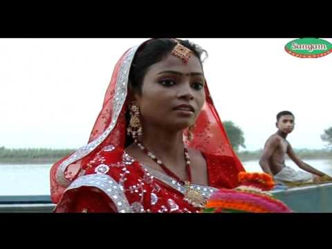 Chathi Maiya Bhar De Godiya Hamar Saat Bahiniya Hum Bhukhiya Pisayi