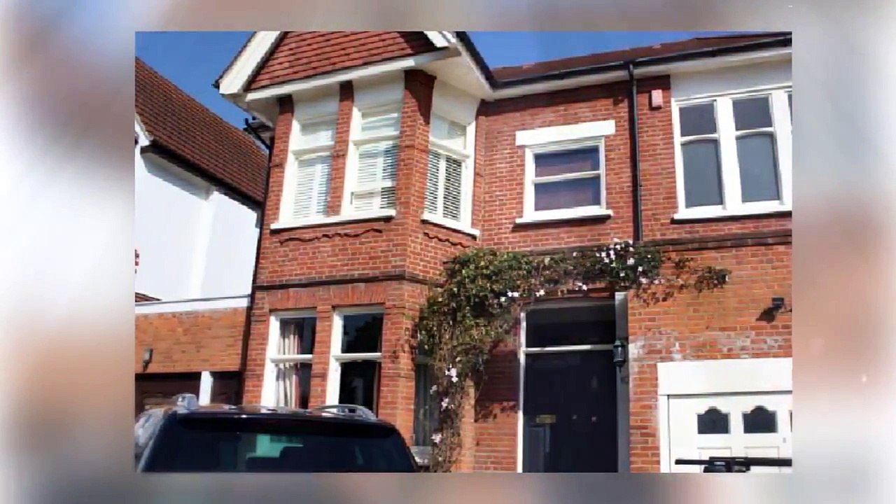 Are you looking for a painter and decorator?