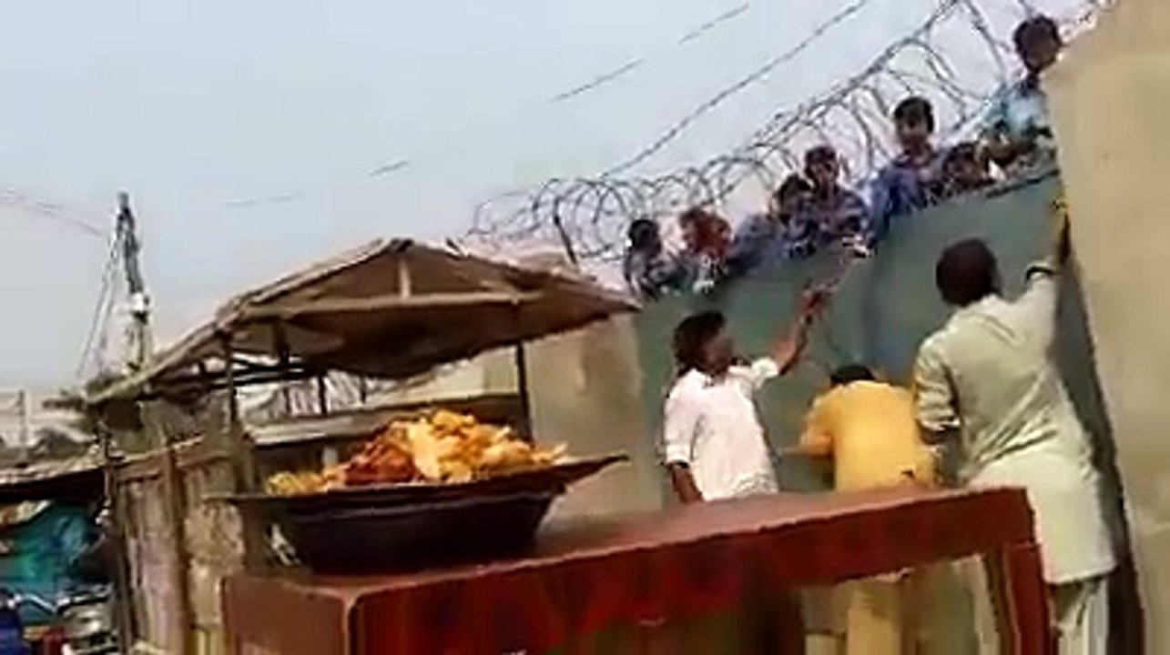 Very funny you must watch funny clip 2016 whats app videos funny videos prank (5)