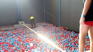 CAP ou PAS CAP au Trampoline Park !-QCJIAjbTprQ