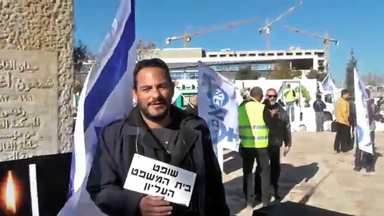 האבא גיא טל אפשר לשנות ולגרום לכך שלא יהיו יותר קברים של אבות מתאבדים