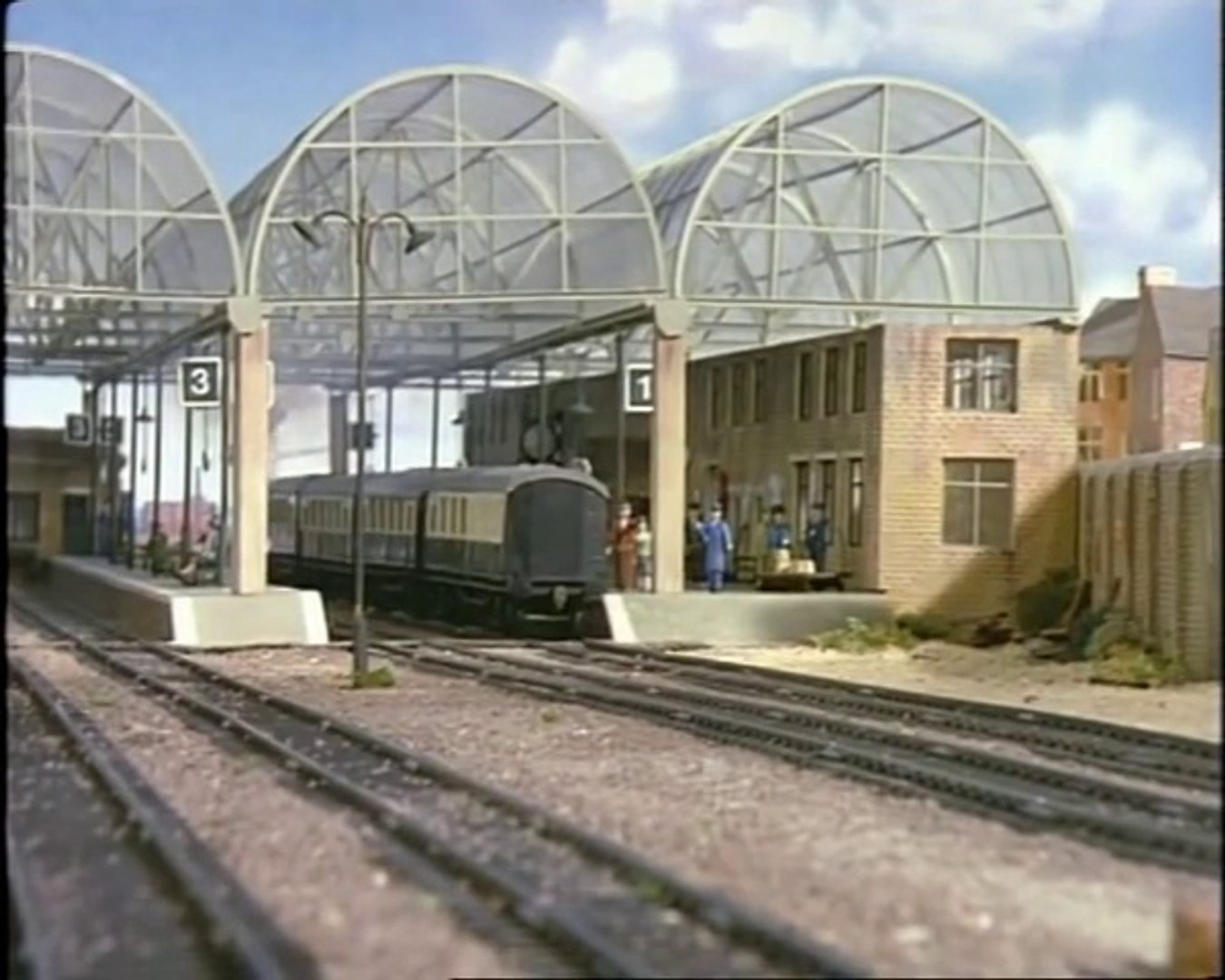 5 thomas train clearance