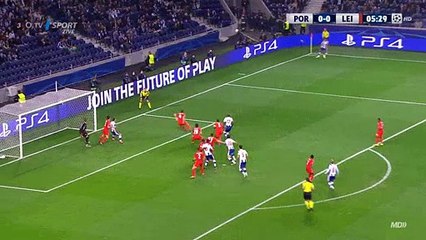 FC Porto vs Leicester - Andre Silva scores in the match FC Porto vs Leicester