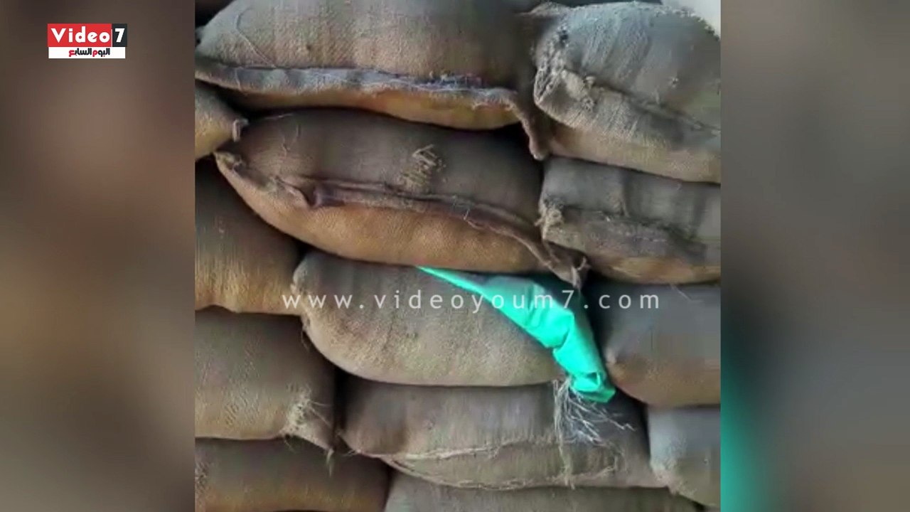 ضبط أمين عهدة شونة بالبحيرة لبيعه 2087 طن قمح ف...