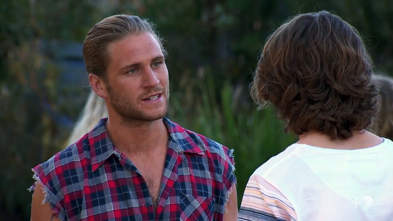 Home and Away 6571 8th December 2016 Part 2