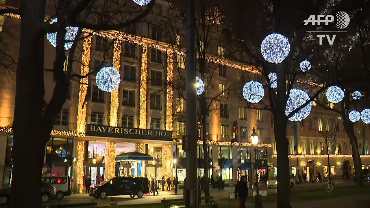 Viel nackte Haut beim Audi Generation Award in München