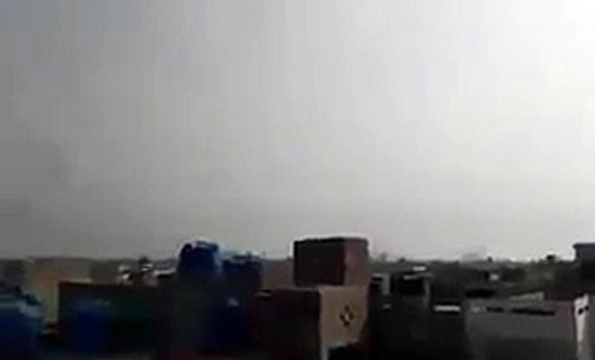 Crashing Video of PIA Plane PK 661 in Chitral in Which Junaid Jamshed Died