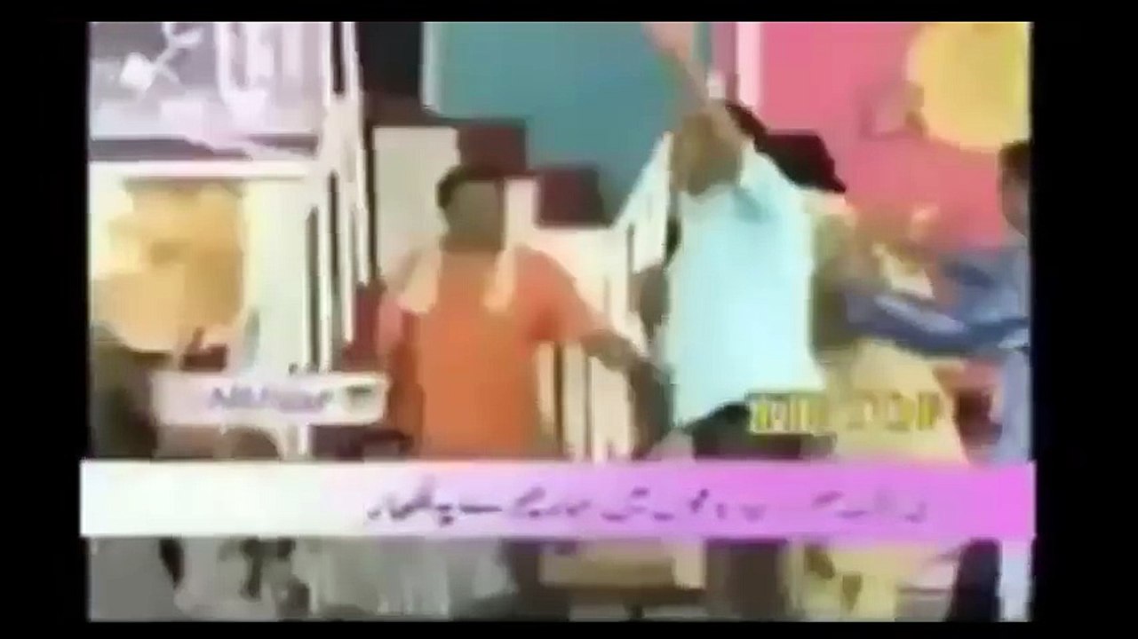 ---ہمت ھے تو ہنسی روک کے دیکھاو مزہ نا آئے تو پیسے واپس.