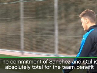 Télécharger la video: Ozil and Sanchez committed to Arsenal - Wenger