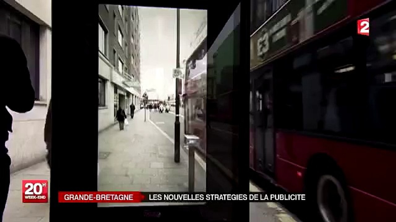 Incroyable stratégie publicitaire dans un abris-bus
