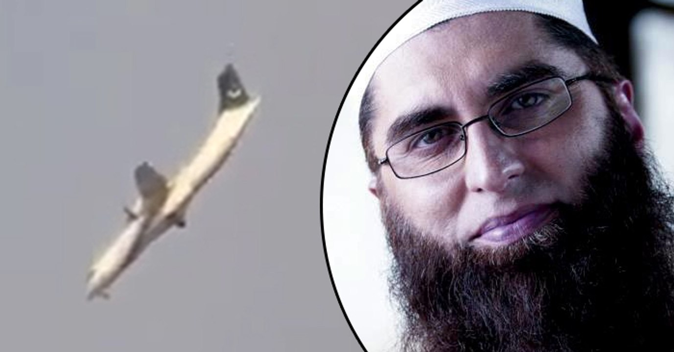 Crashing Video of PIA Plane PK 661 in Chitral in Which Junaid Jamshed Died