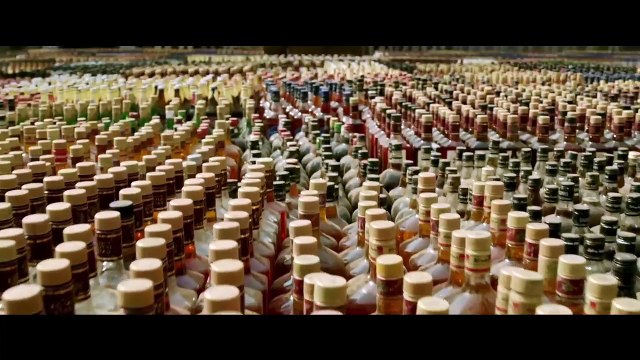 Raees Official Trailer - Shahrukh Khan - Nawazuddin Siddiqui -Mahira Khan