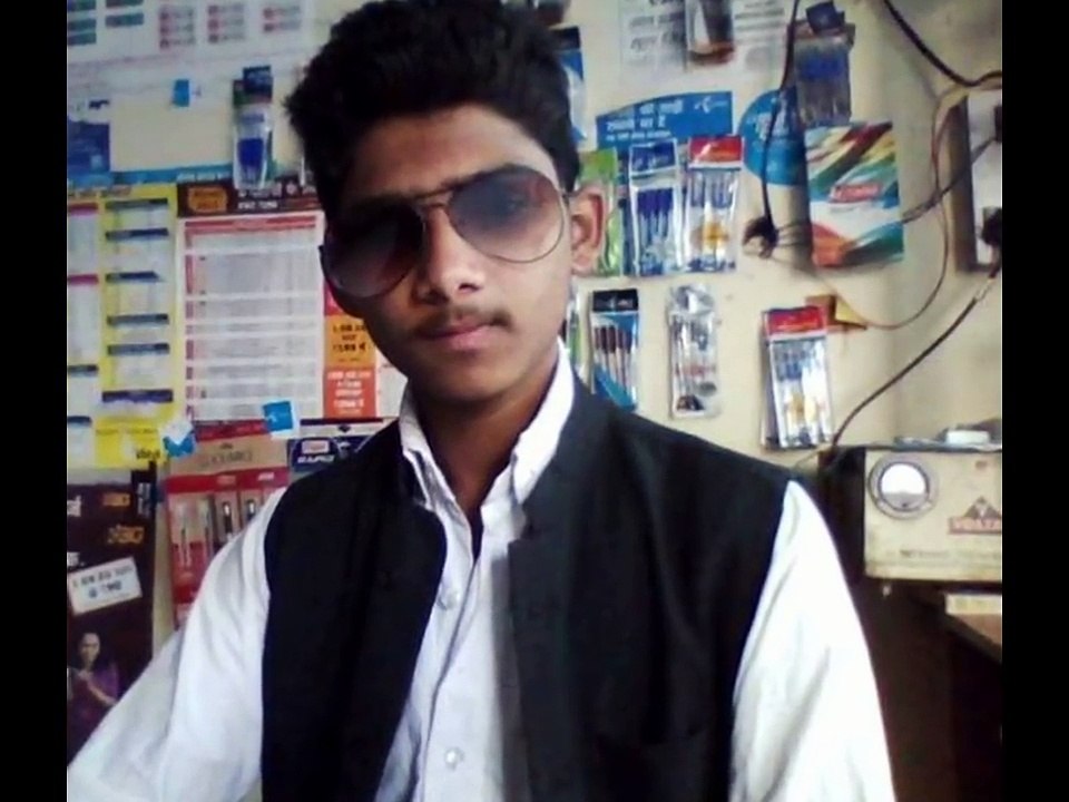 Moin Khan