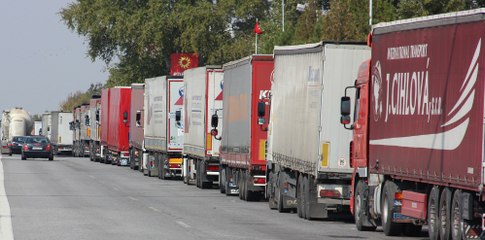 Sarp Sınır Kapısında tır kuyruğu