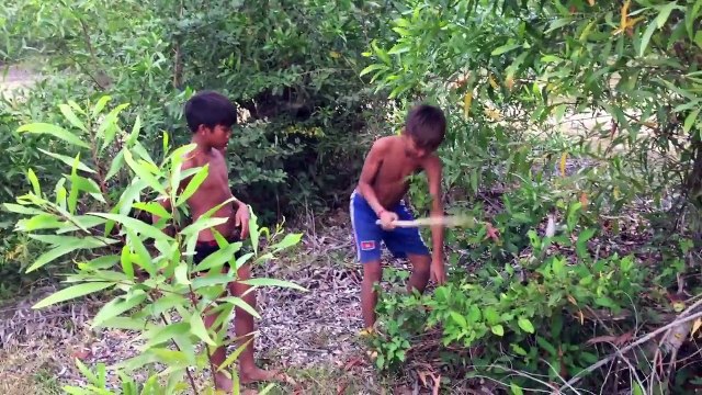 Wow! Brave Children Catch Big Snake With Bare Hand - How to Catch Big Snake in Cambodia