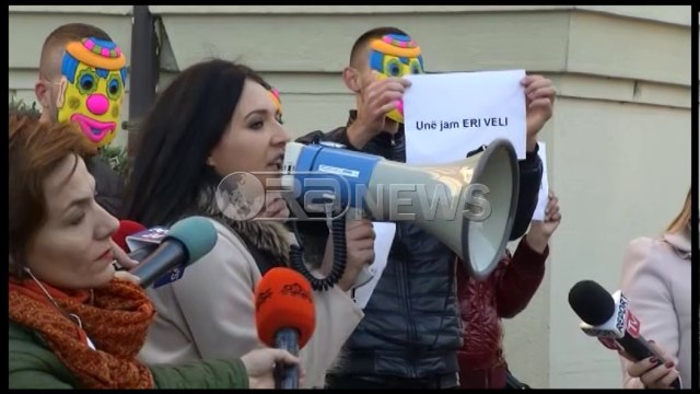 8 Dhjetori - Të rinjtë e PD-së para kryeministrisë: Rama ik, Basha kryeministër