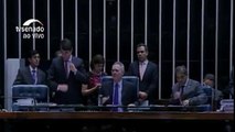 Regresa jefe del Senado de Brasil pese a acusación de corrupción