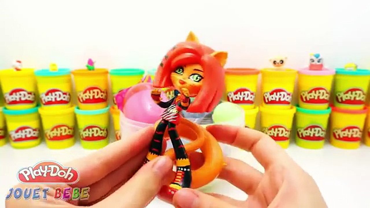 Oeuf Surprise Géant Monster High Pâte à modeler Play Doh, Hello Kitty Moshi Monsters