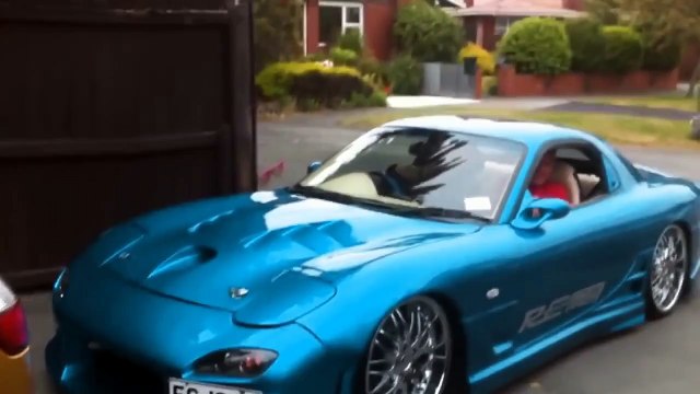 Автомобиль - хамелеон! Машина меняющая цвета на глазах! Это жесть! Разве такое возможно ...