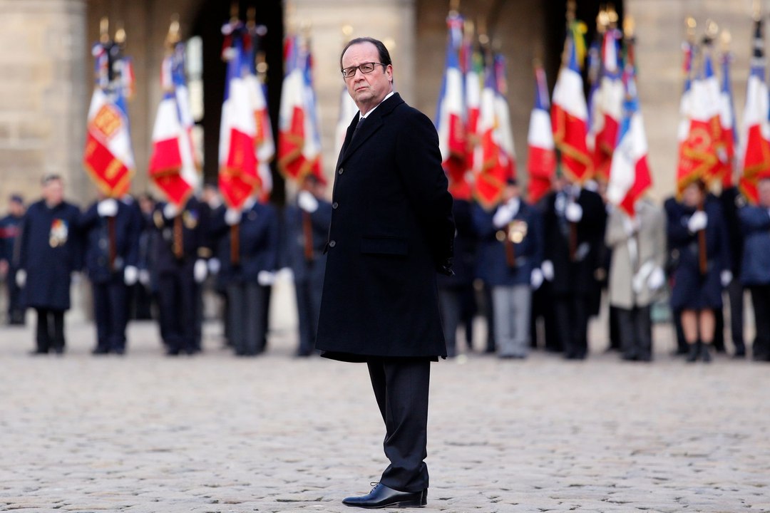 "C'est par l'international que François Hollande réussira sa sortie" - L'Édito de Christophe Barbier