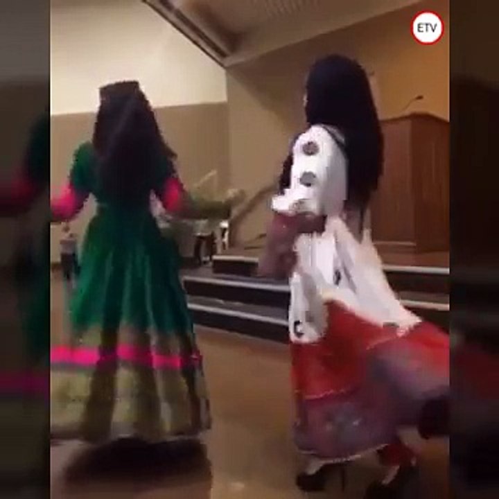 New Afghan Wedding Song and Mast Dance خواندن و رقص مست افغانی