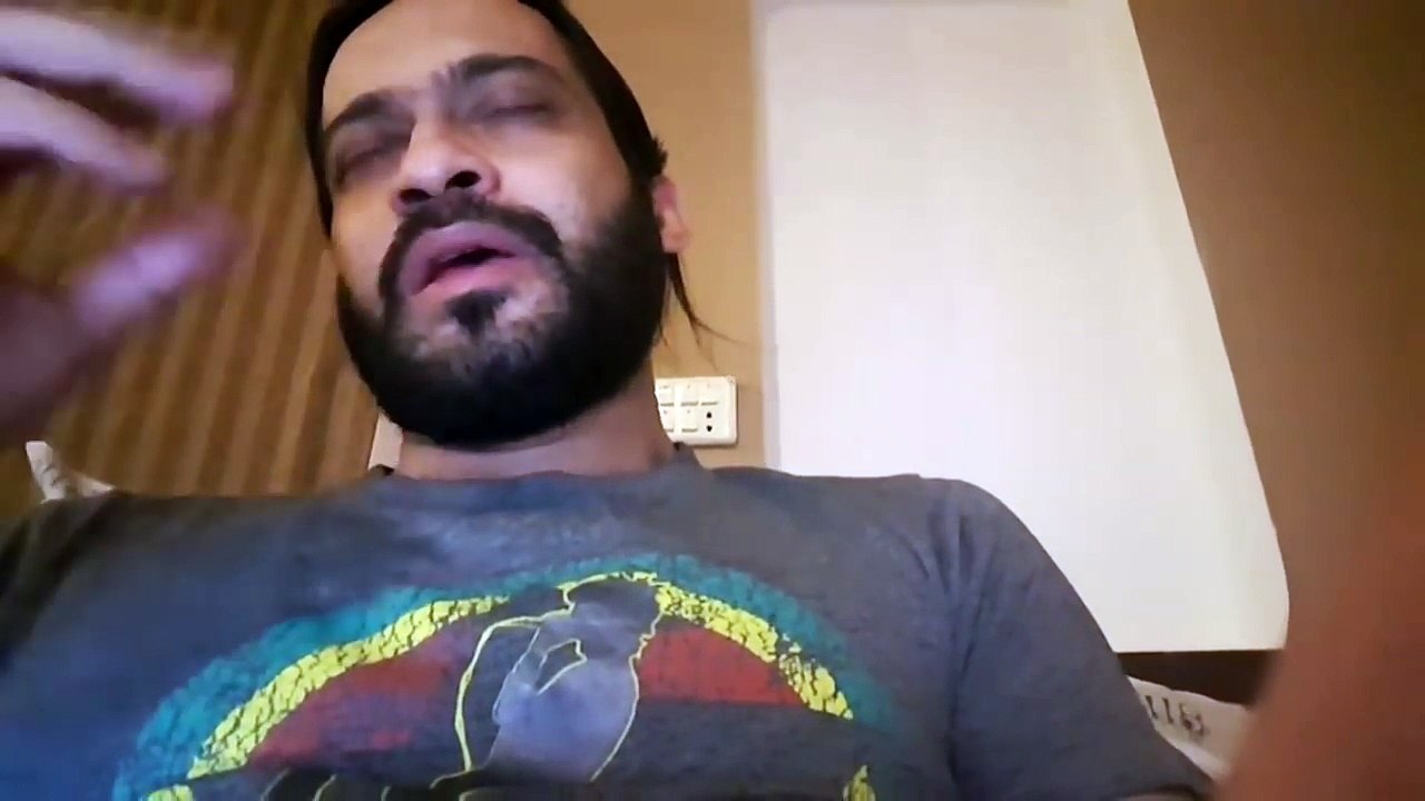 waqar zaka insulting hamza ali abbasi (Qadiani and Hamza ali Abbasi Issue)