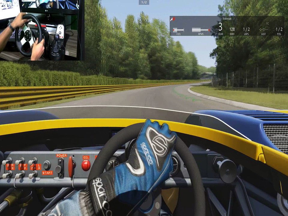 Assetto Corsa - Racha de Porshe Spyder x Laferrari - volante logitech g27