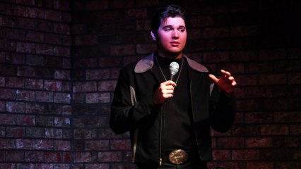 Cody Slaughter sings 'There Goes My Everything' Memphis Dec 3rd 2016