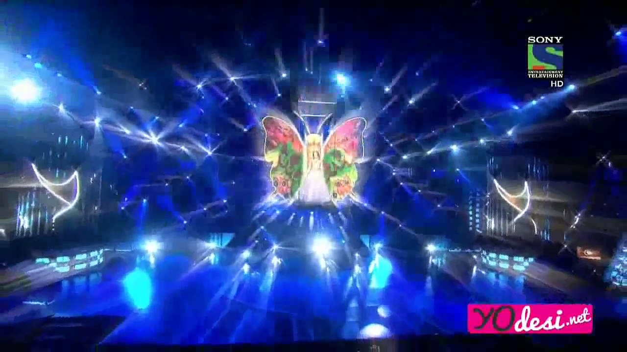 Kriti Sanon's mesmerizing performance of Star Guild Awards 2016