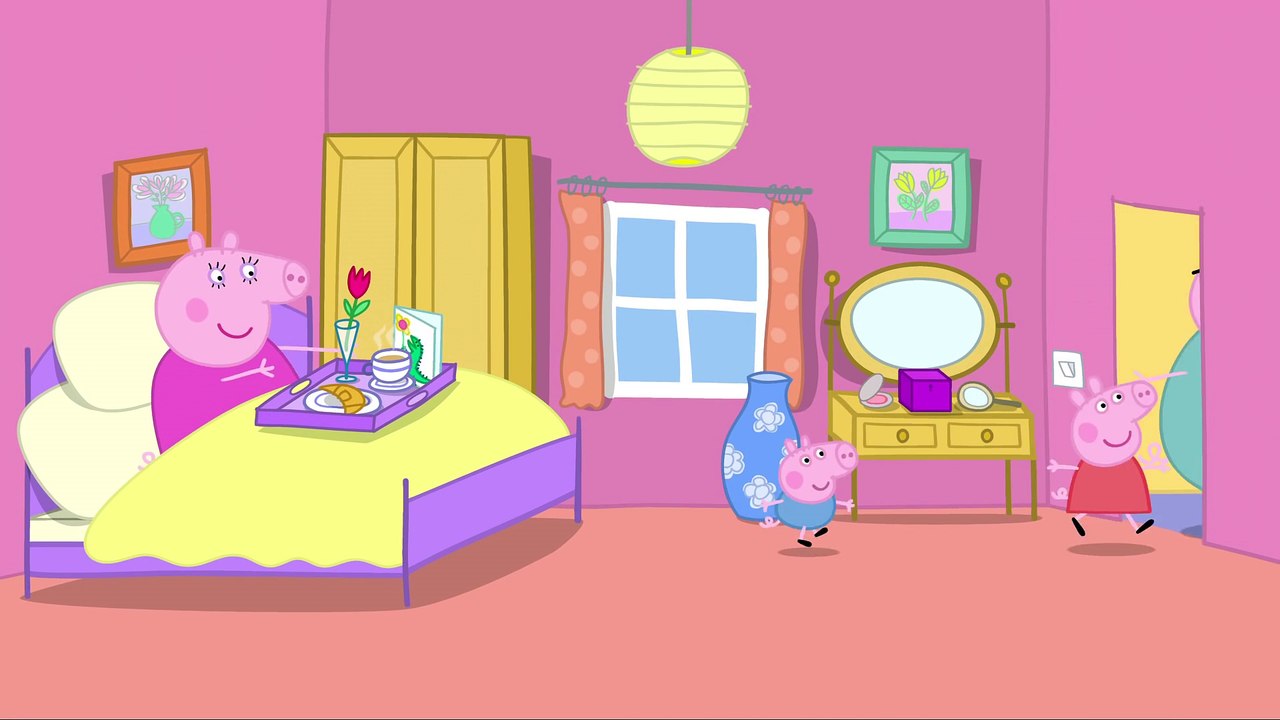 Peppa Pig - Peppa Bakes A Cake (clip)
