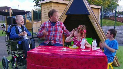 cBeebies Children Cartoon . Something Special . s10e19 . Recycling