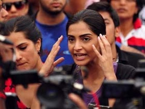 Sonam Kapoor protests against Mumbai Gang Rape on STREETS