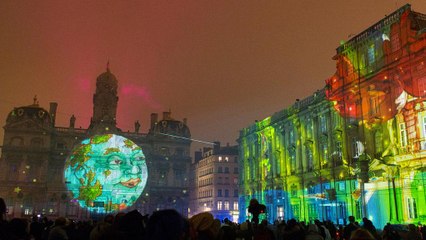 Culture : Lyon rallume sa "Fête des Lumières"