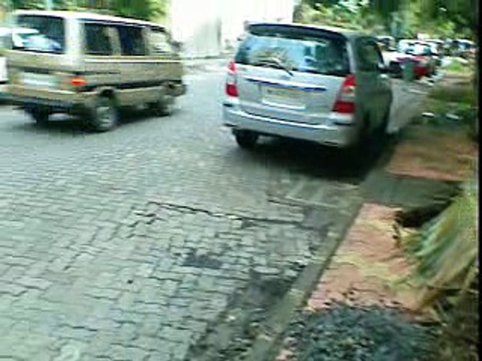 Earth Quick on car