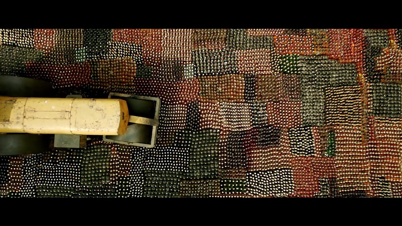 Raees - Official Trailer now out - Shah Rukh Khan - Mahira Khan