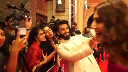 Watch: Ranveer-Vaani's Befikre premiers at Dubai Film Festival