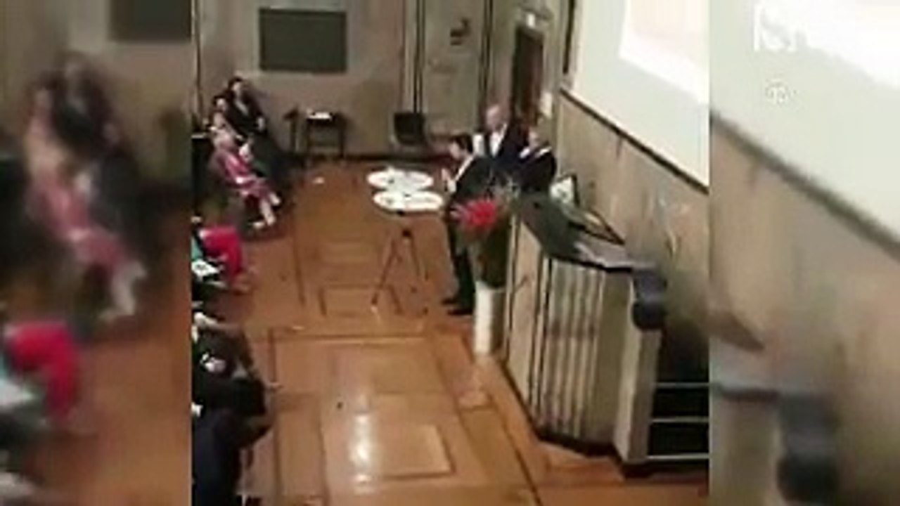 Can Dündar, buradaki topluluğu kandırabilirsin ama Türk halkı senin nasıl alçak bir vatan haini olduğunu biliyor